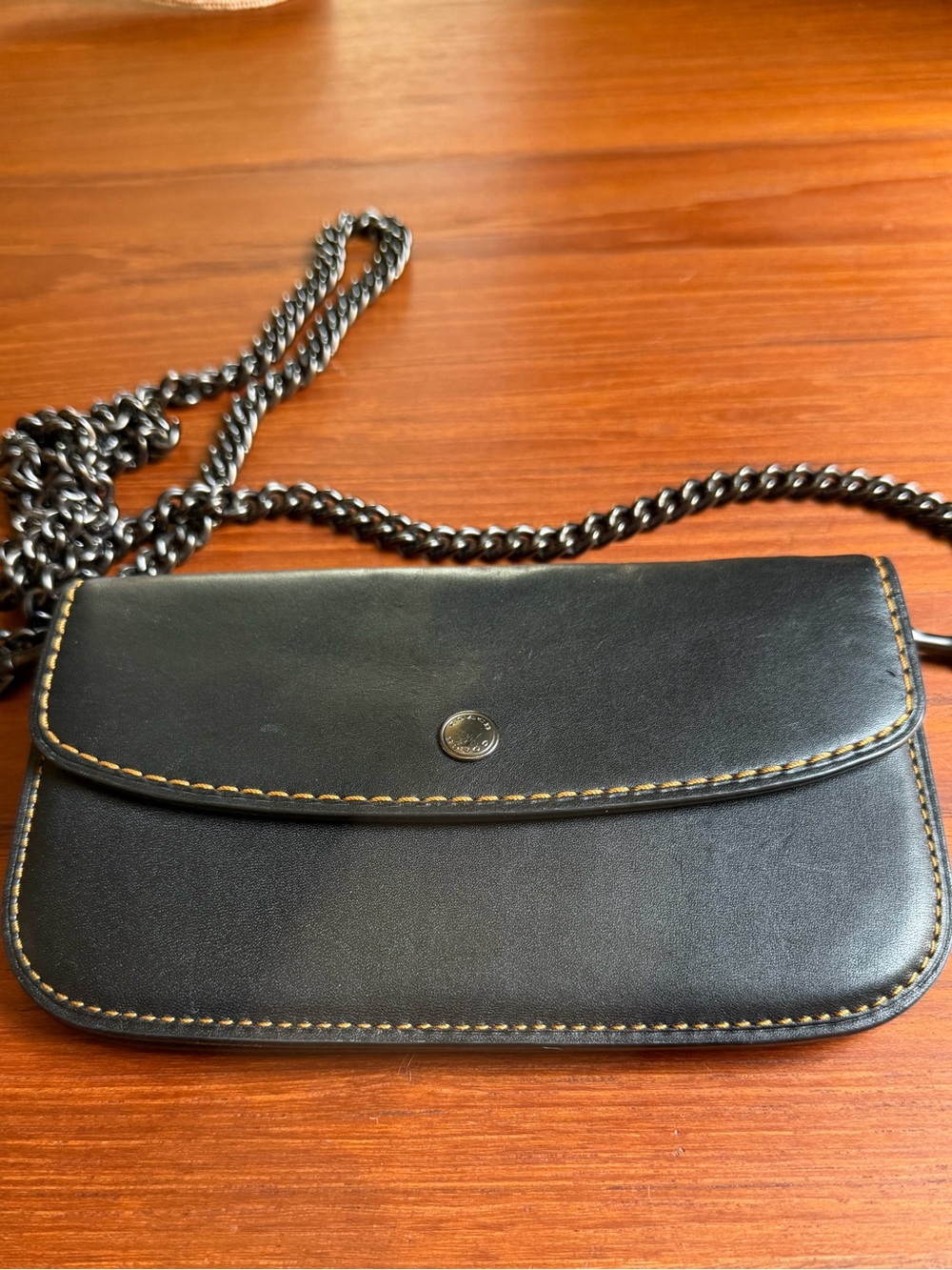 Coach Glovetanned Leather Chain Wristlet cross body Clutch Black 58818